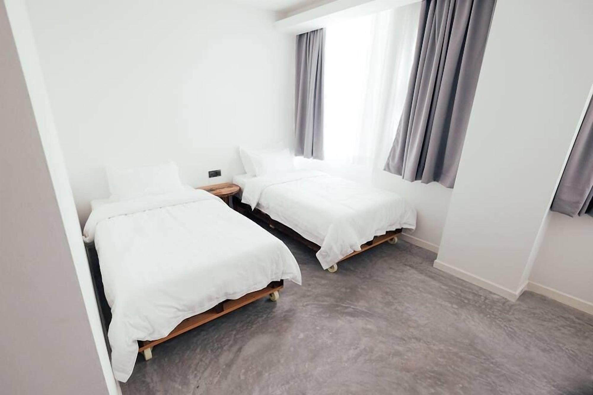 White Loft Hotel