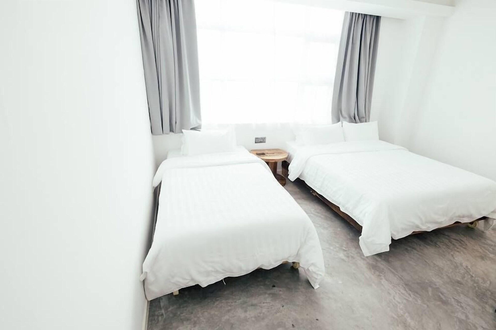 White Loft Hotel