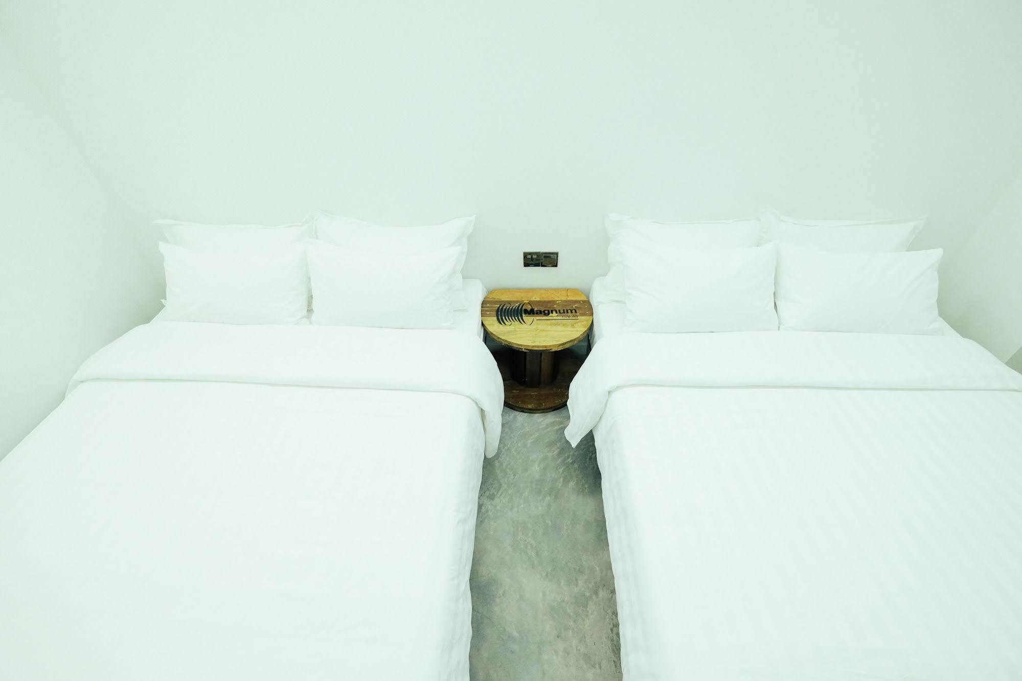White Loft 2*