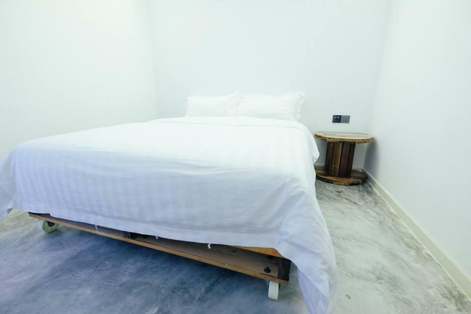 Hotel White Loft 2*