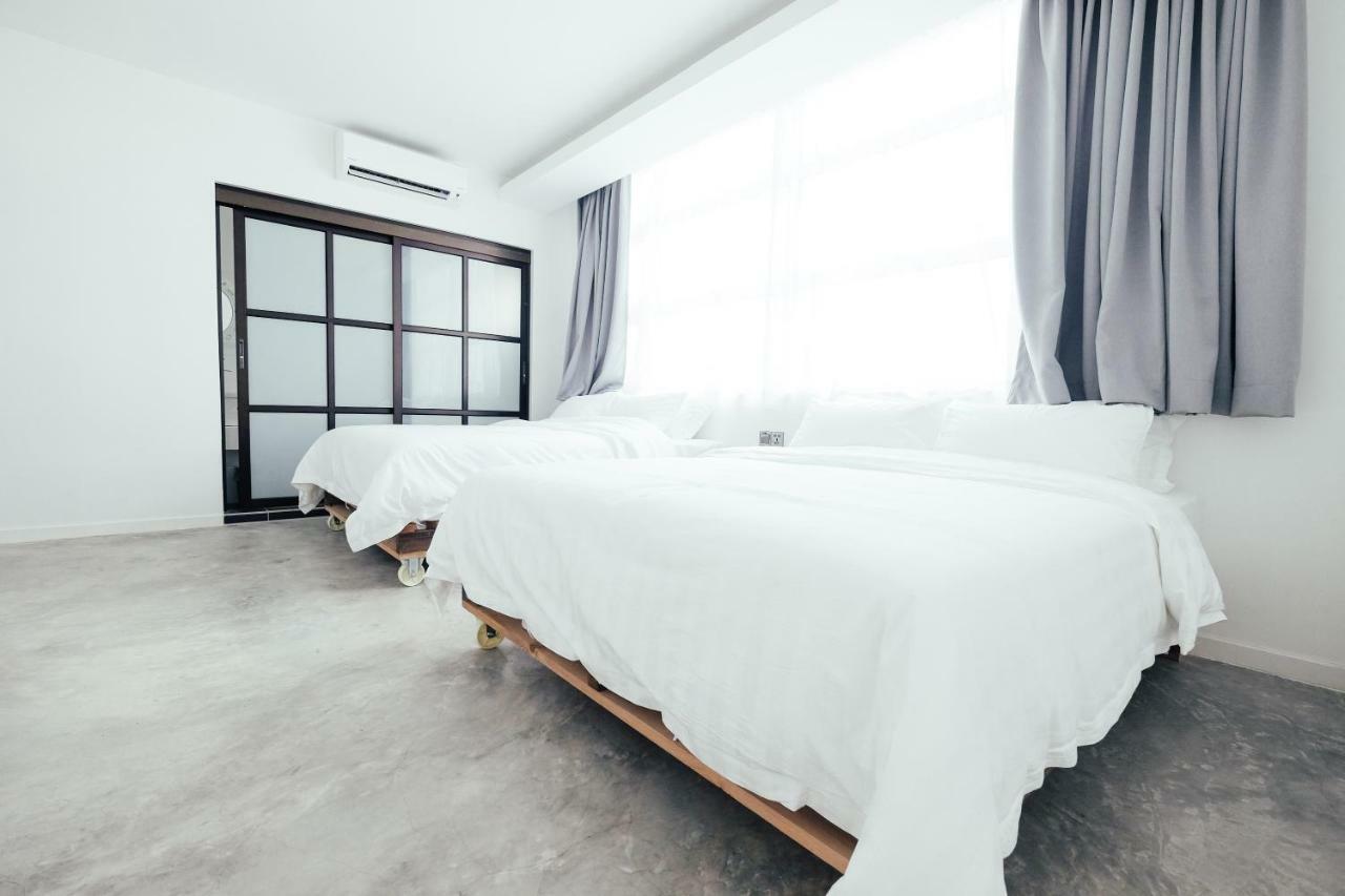 White Loft 2*